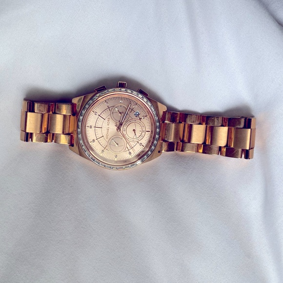 MICHAEL KORS Vail Rose Gold Dial Ladies Chronograph Watch - Picture 1 of 8